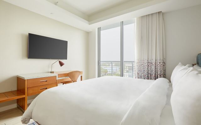 The Circ Hotel Hollywood, Sonder by Marriott Bonvoy