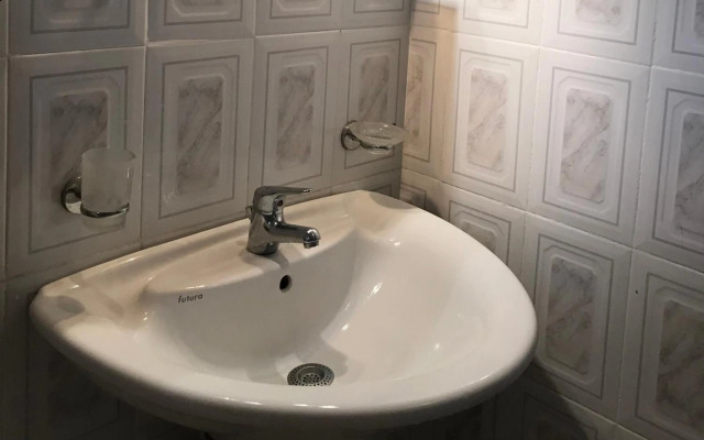 Lovely Apartment in front of the Lake