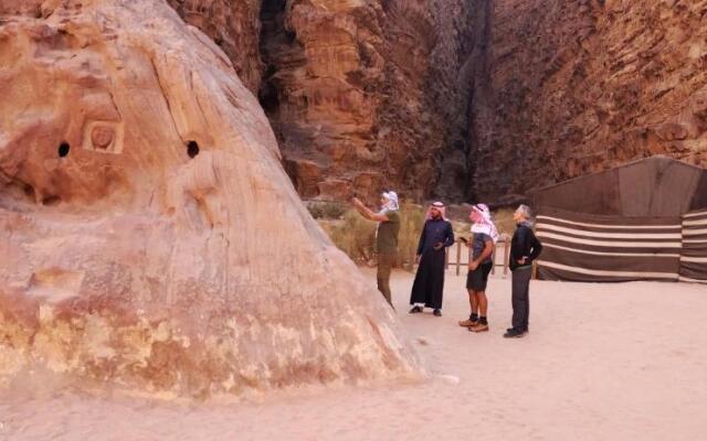 Glamping at wadi rum under the sun