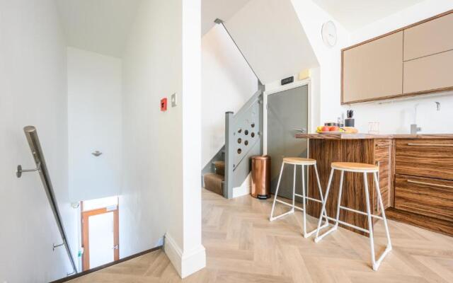 Station Lofts by Tŷ SA