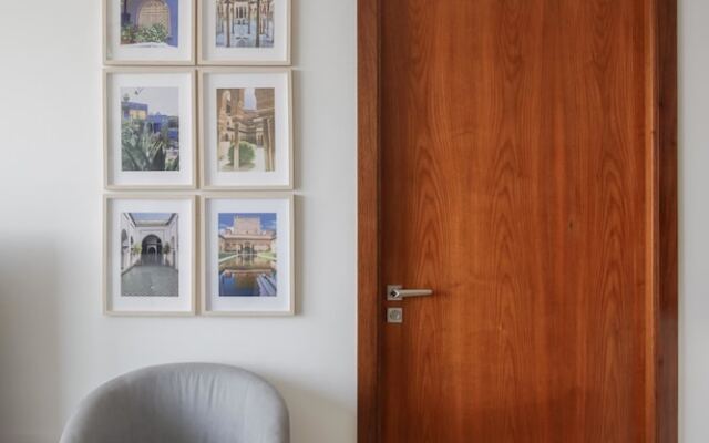 Fantastay Marina Gate Tower