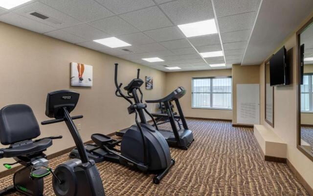 Comfort Inn & Suites Northern Kentucky