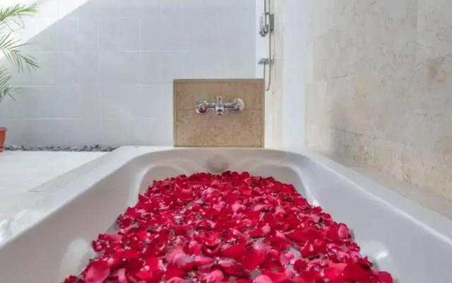 Adil Villa and Resort