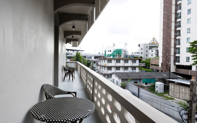 At 38 Don Mueang