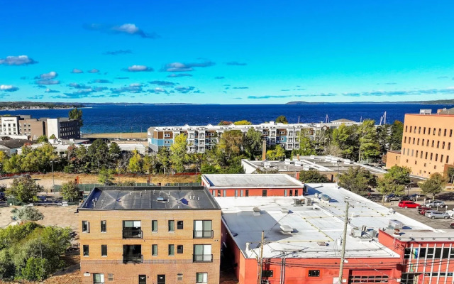 The Loop Downtown By Kasa