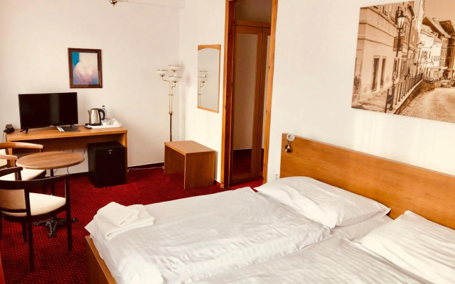 Hotel Grand Matej