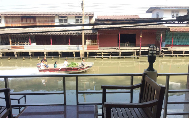 Damnoen Care Resort