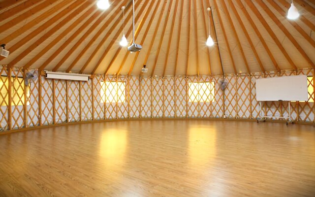 Galaxy x Hotel type Caravan Glamping&Pension