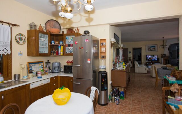 Kiparissi Villa Halkidiki