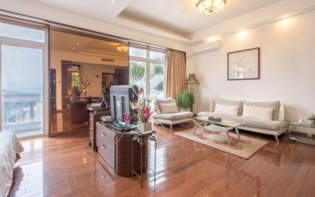 Huguang Holiday Hotel