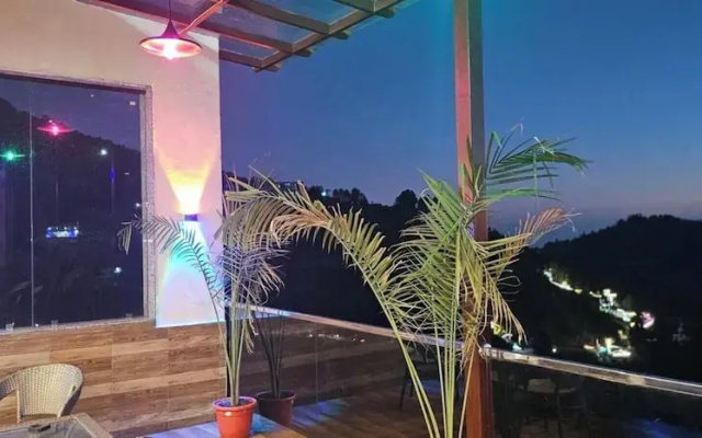 The Pari world Homestay and Restaurant