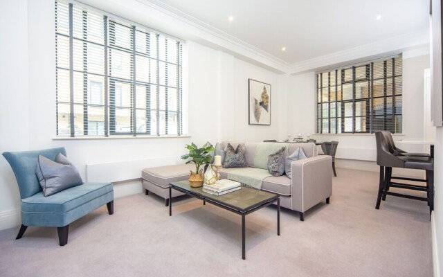 Palace Wharf Apartments