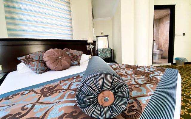 Omur Hotel