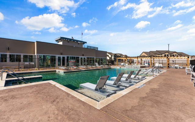 FlatZ 432 Condos By Barsala