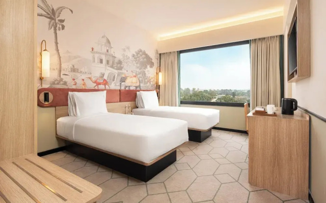 Holiday Inn Gurgaon NH8 by IHG