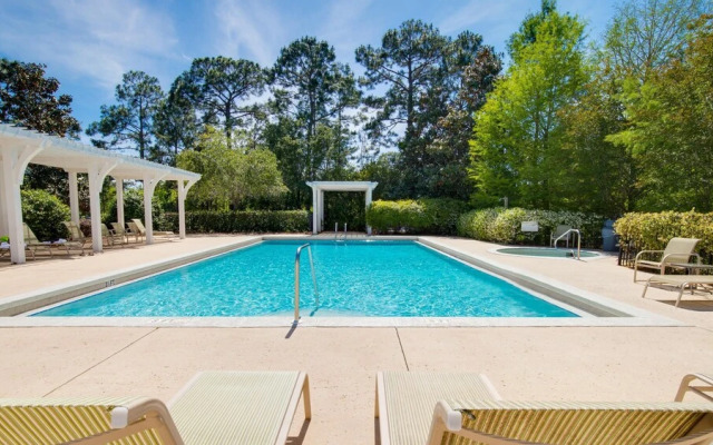 1383 Laurel Grove