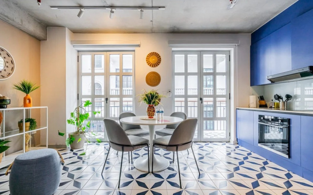 w Stylish 2BR in Plaza Herrera