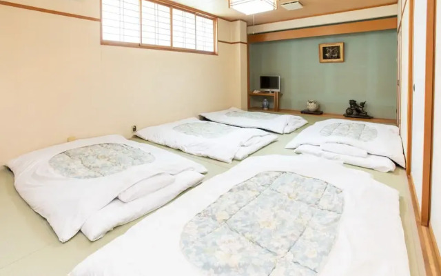 Ryokan Chieko No Yu