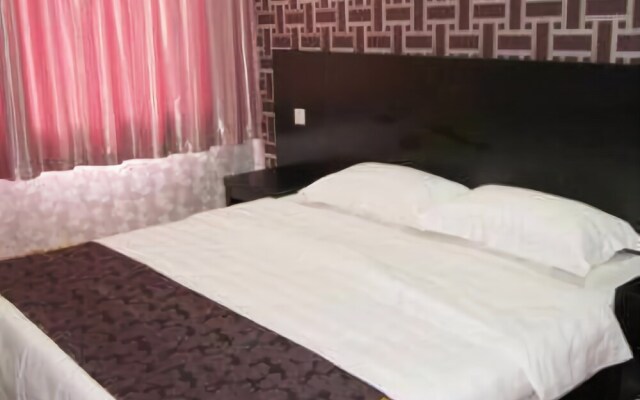 Huanghelou Business Hotel
