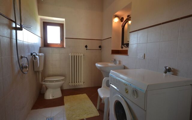 Lovely Holiday Home in Panzano With Swimming Pool