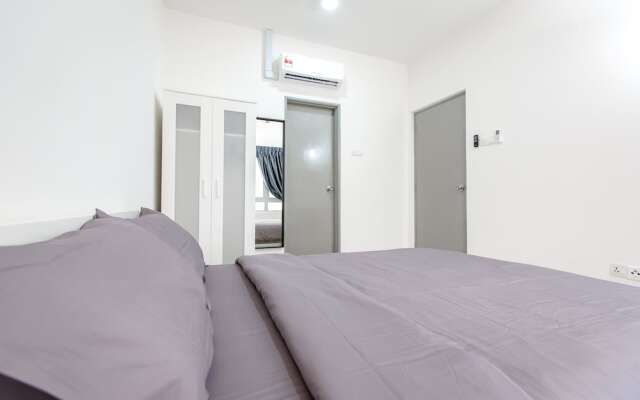 Rex Ollie The Edge Residence