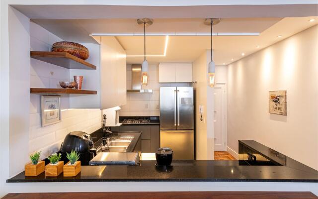 Moderno Apartamento em Copacabana | GB 112/304