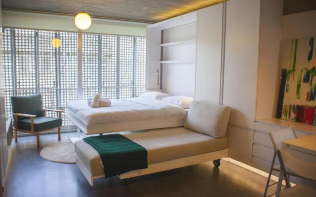 Stylish and Central Duplex House in Beyoglu