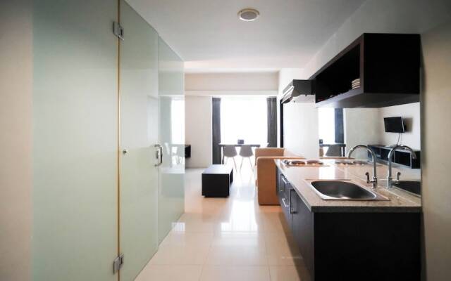 Cozy Stay 2Br At The Square Surabaya Apartment