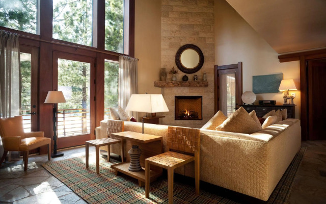 Obsidian Residence Club