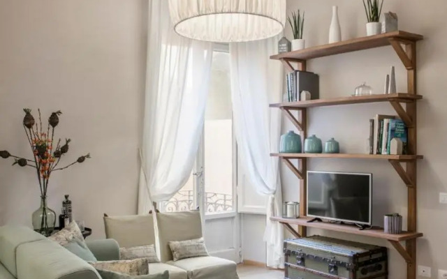 Stence Apartment