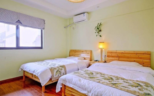 Yinjiangnan Xishui Zhijian Themed Inn