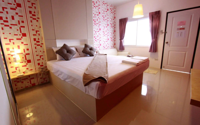 Bearing 26 Hotel