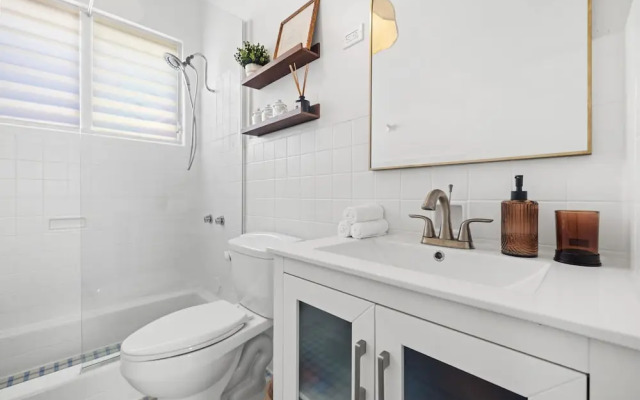 Otium Rentals Historic and Vibrant Apartment