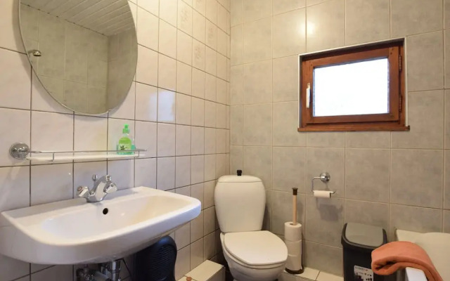 Detached Chalet in Lovely Hiking Region
