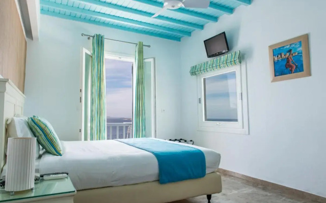 Poseidon Hotel & Suites