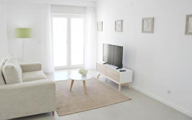 Cais Waterfront Holiday Apartments