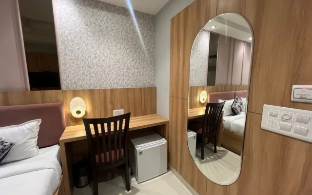 Narison Hotel By Divud Ecom