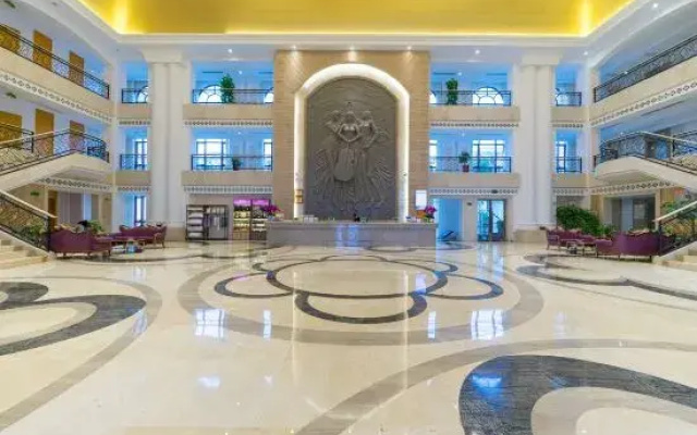 DongAn Hotel (Heyuan Shili Dong'an East Coast High-speed Rail Station Store)