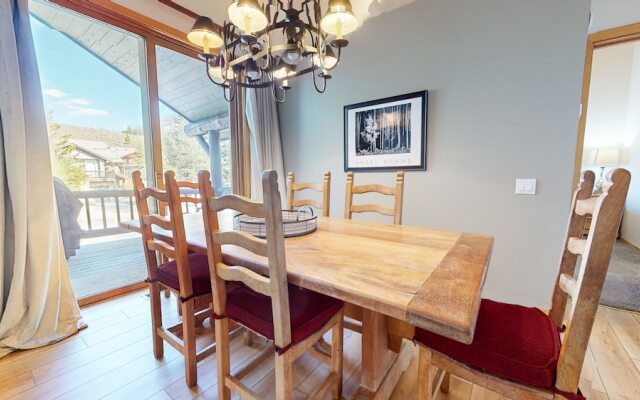 Snowcreek V #874 3 Bedroom Condo by RedAwning