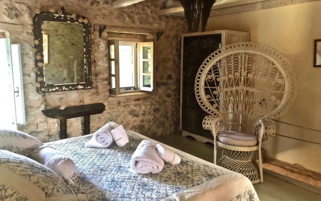 Pavezzo Country Retreat