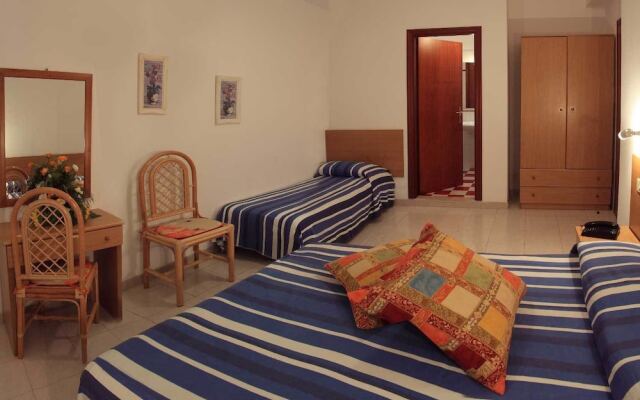 Hotel Punta Faro