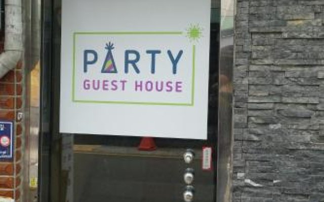 Party Guesthouse - Hostel