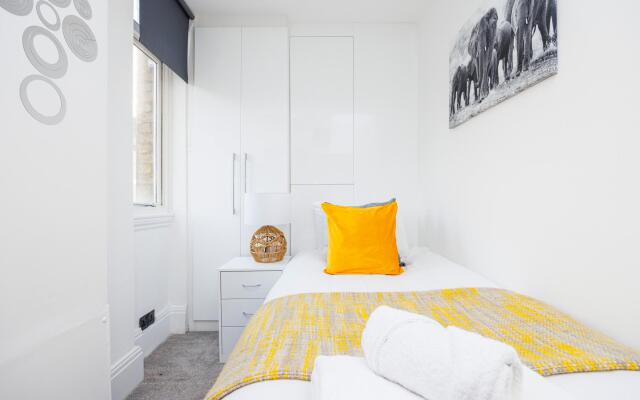 London Bridge 2 bed Apartment Borough Market