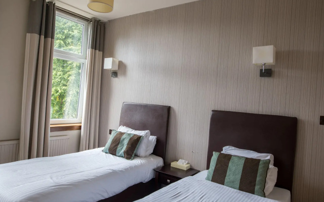 Rosslea Hall Hotel