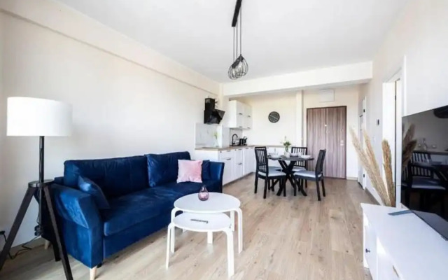 Holiday Apartment Right Next to the Beach Darlowko