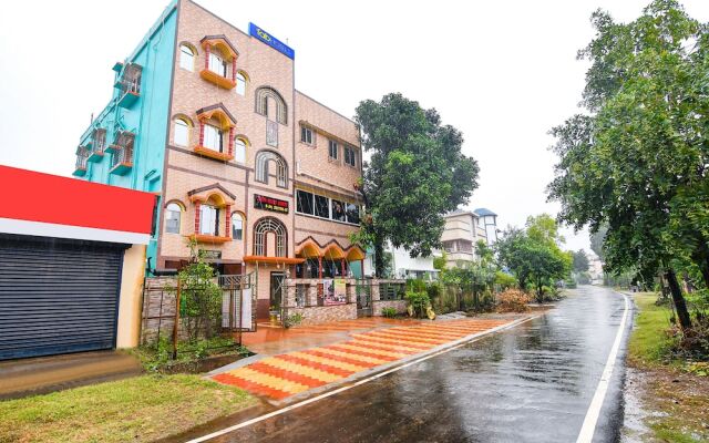 Fabhotel Sriya