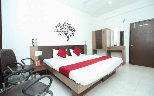 OYO 3603 White Pearl Hotel