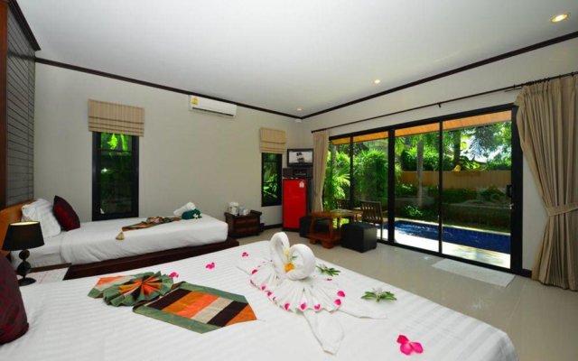 Naiharn Garden Resort  Spa