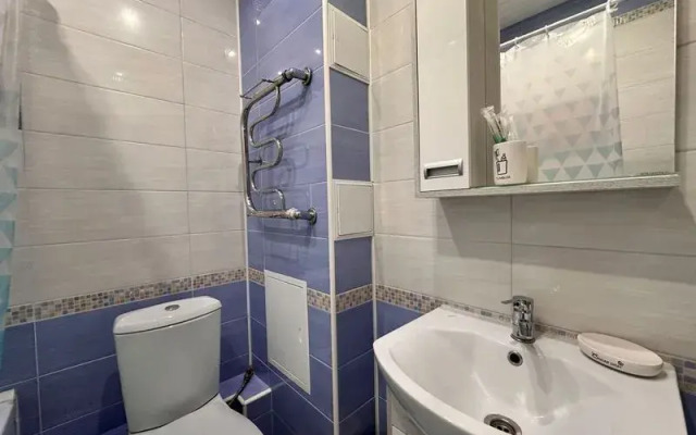 Like home on the street. Mira, 93A