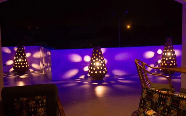 Azuria Hotel